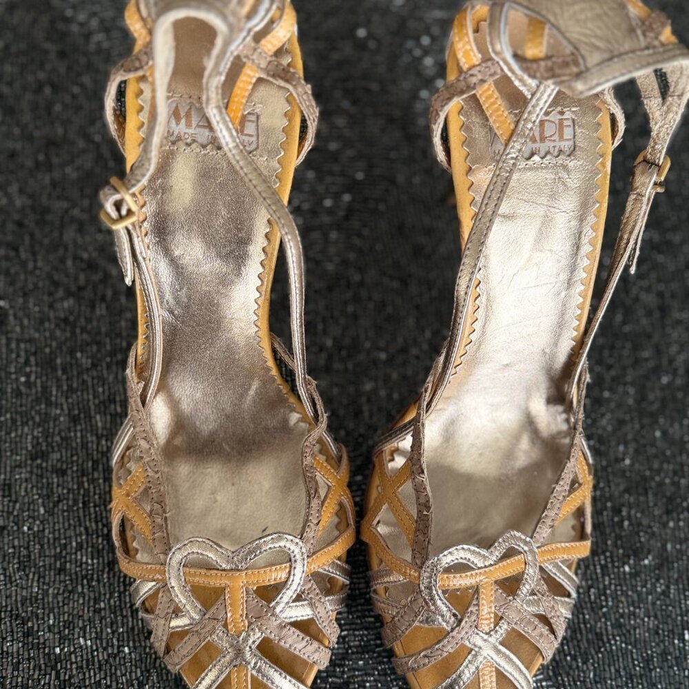 APE - Picture 2 of 3